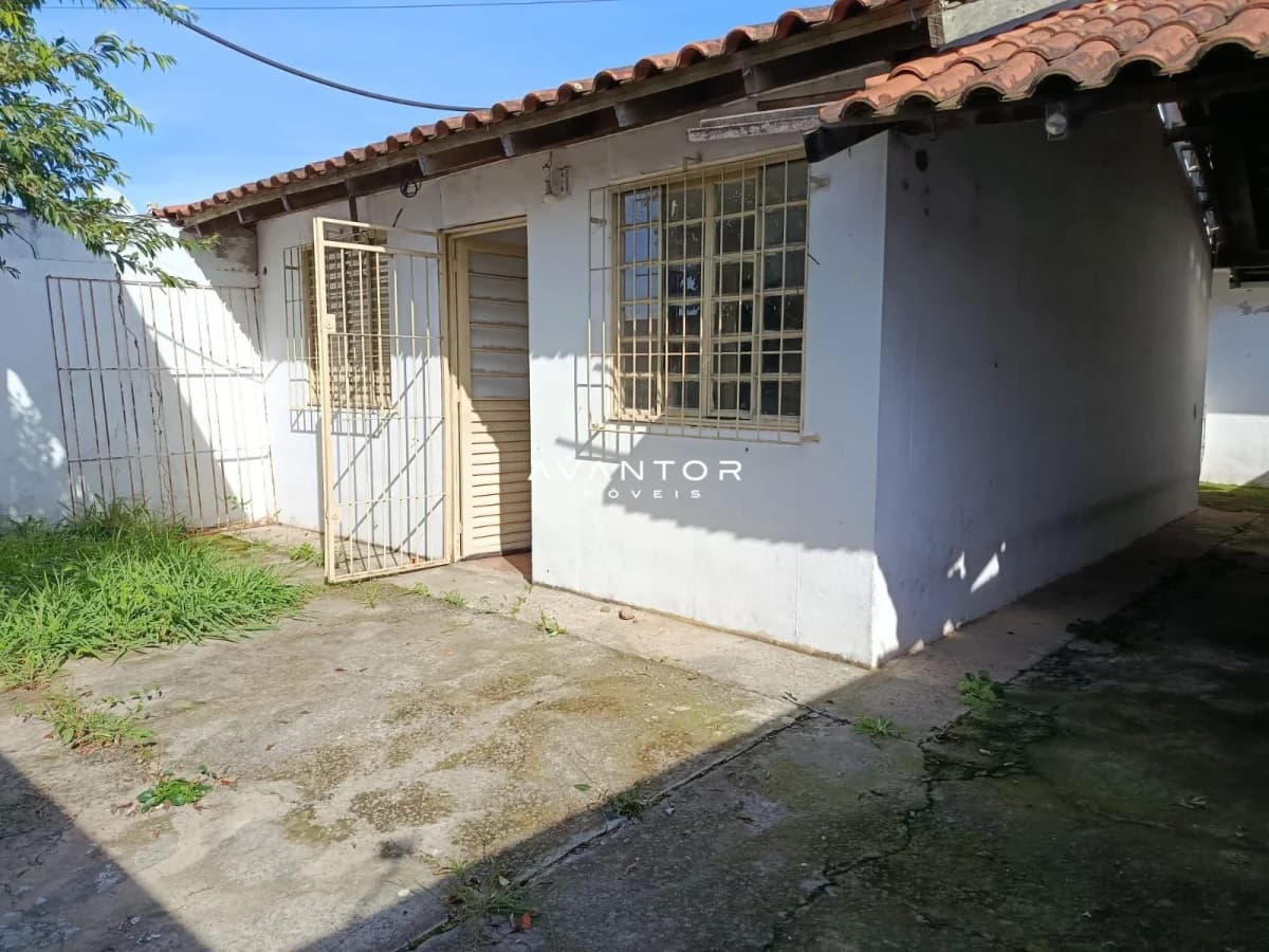 Fachada da casa com telhado cerâmico — Casa com 4 quartos à venda em Diácono João Luiz Pozzobon, Santa Maria/RS