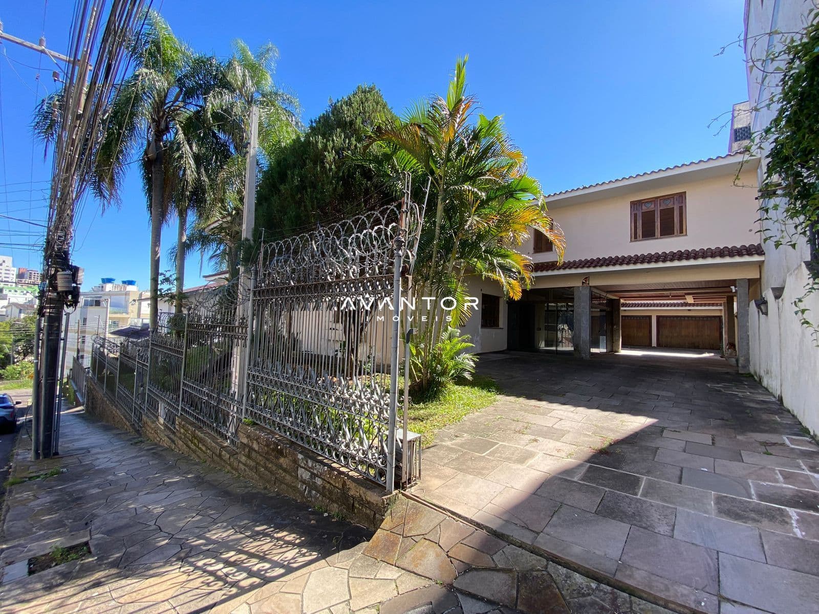 Casa Comercial com 5 salas para alugar em Menino Jesus, Santa Maria/RS — foto 4 de 90