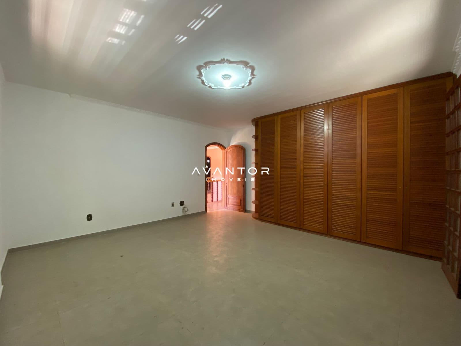 Casa Comercial com 5 salas para alugar em Menino Jesus, Santa Maria/RS — foto 7 de 90