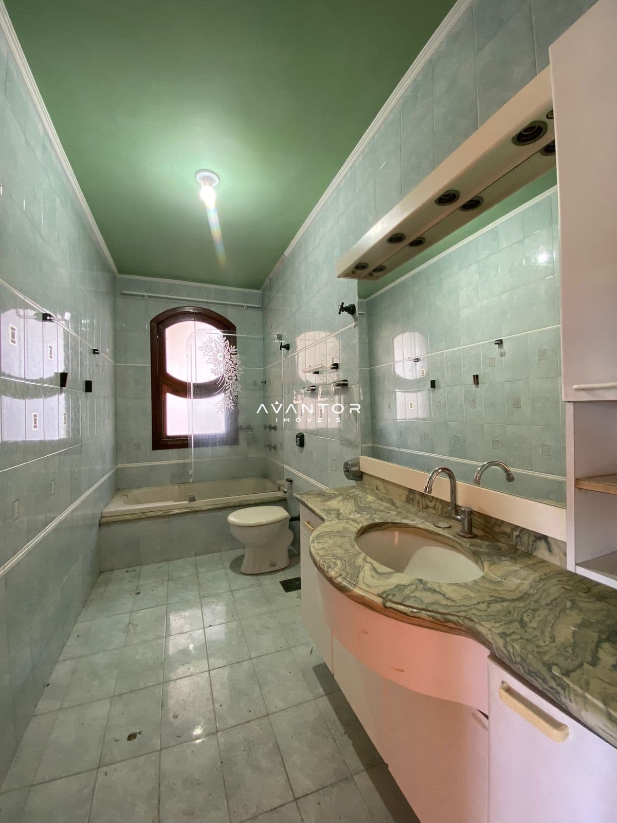 Casa Comercial com 5 salas para alugar em Menino Jesus, Santa Maria/RS — foto 31 de 90