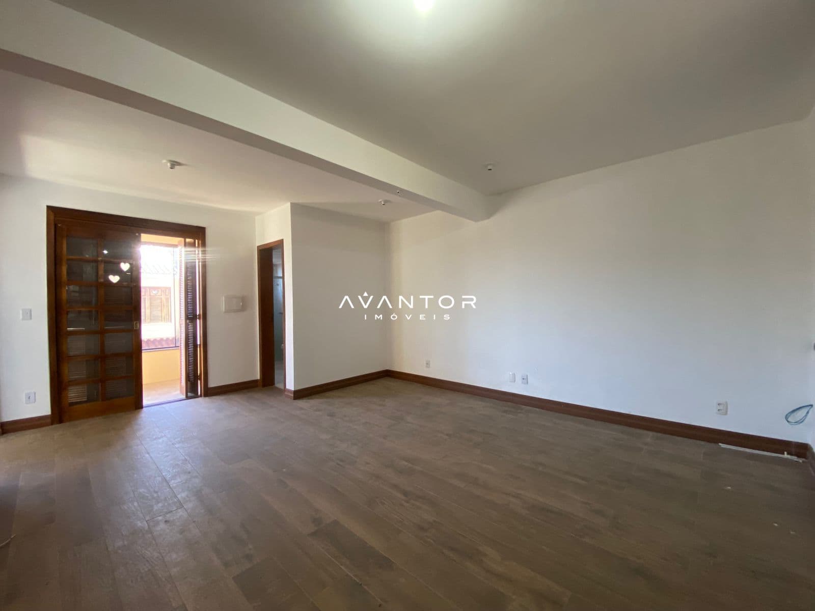 Casa Comercial com 5 salas para alugar em Menino Jesus, Santa Maria/RS — foto 36 de 90