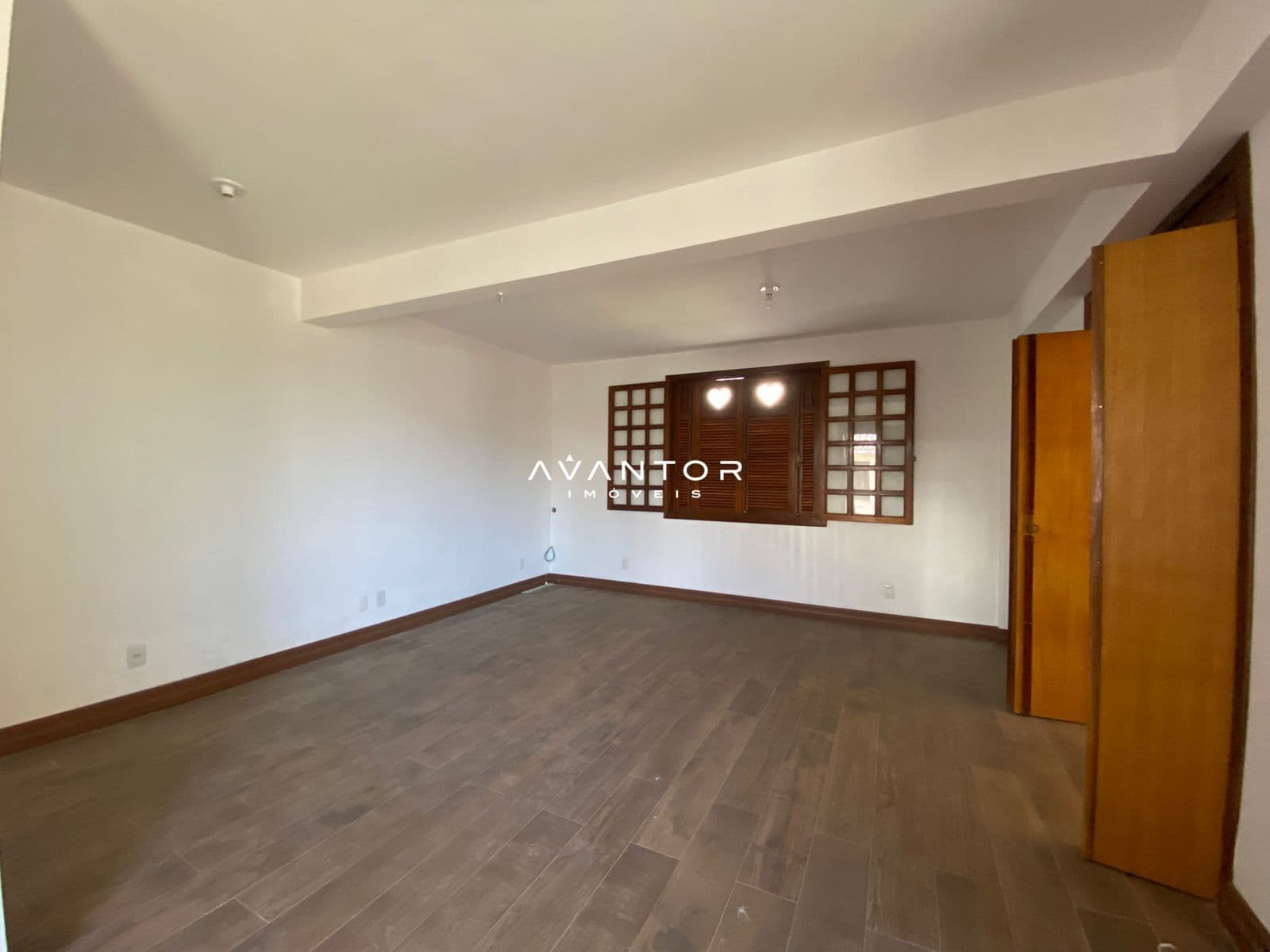 Casa Comercial com 5 salas para alugar em Menino Jesus, Santa Maria/RS — foto 43 de 90