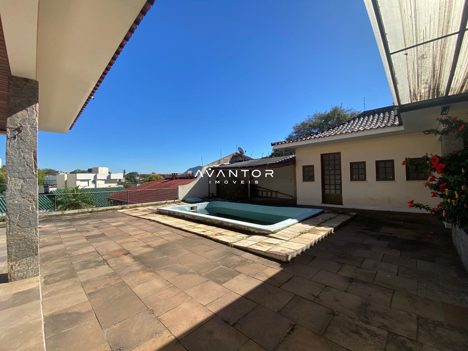 Casa Comercial com 5 salas para alugar em Menino Jesus, Santa Maria/RS — foto 69 de 90
