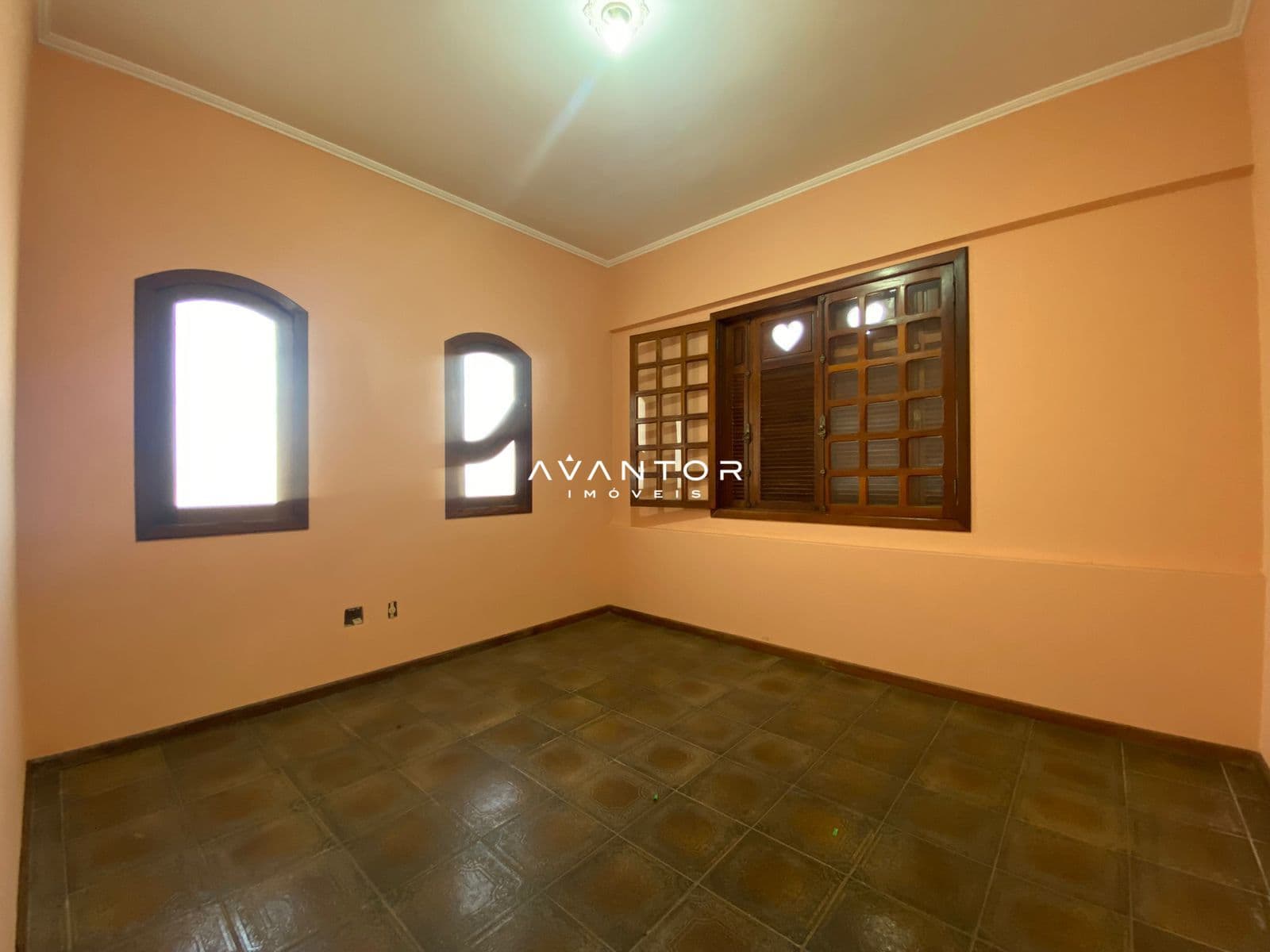 Casa Comercial com 5 salas para alugar em Menino Jesus, Santa Maria/RS — foto 74 de 90