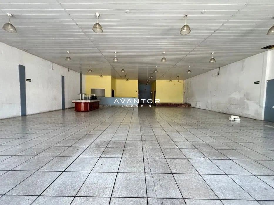 Pavilhão com 3 salas para alugar em Duque de Caxias, Santa Maria/RS — foto 7 de 23