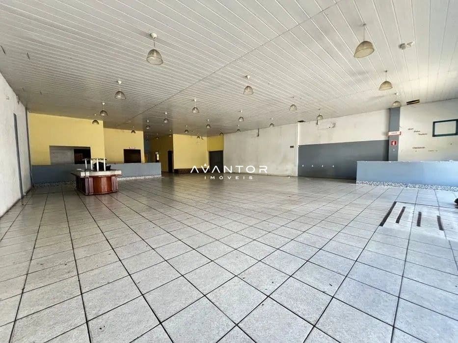 Pavilhão com 3 salas para alugar em Duque de Caxias, Santa Maria/RS — foto 9 de 23