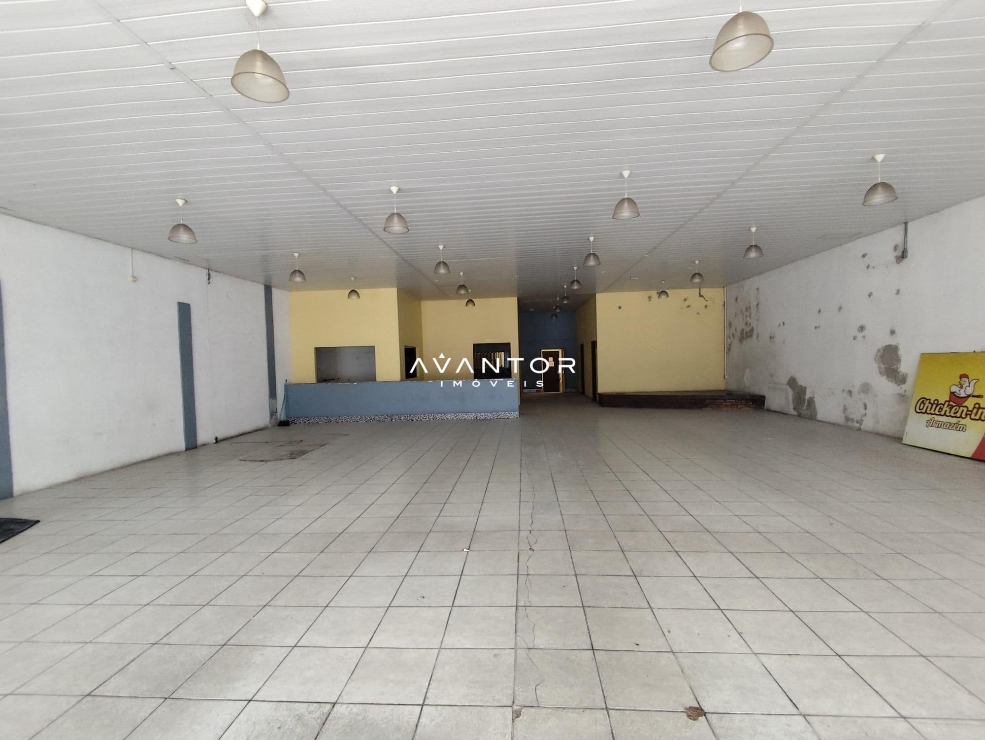 Pavilhão com 3 salas para alugar em Duque de Caxias, Santa Maria/RS — foto 4 de 23