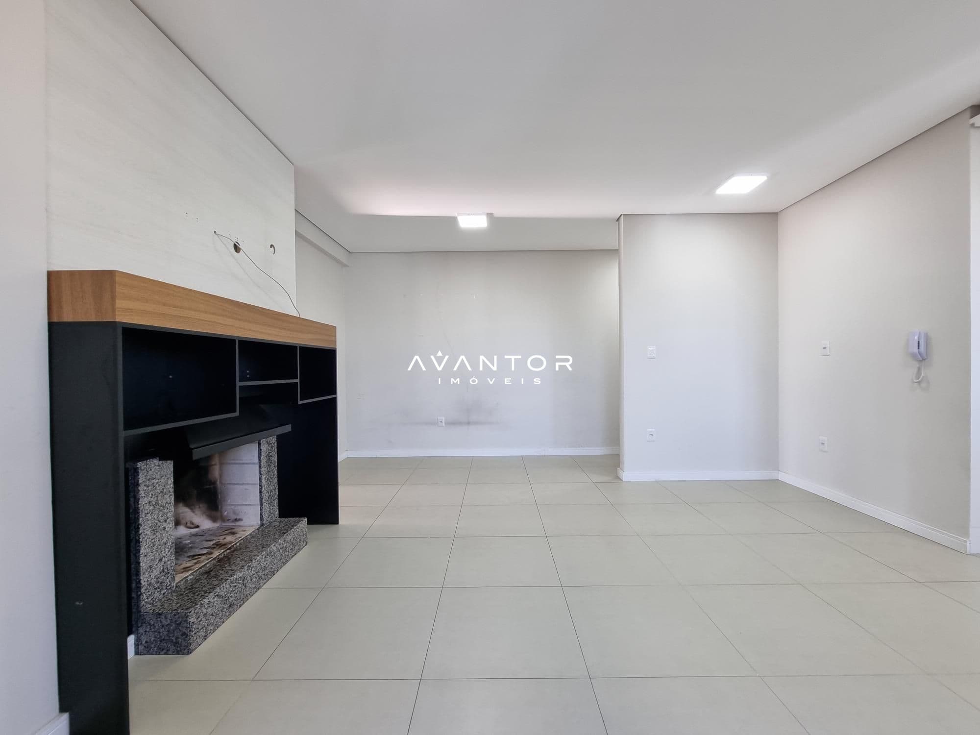 Apartamento com 2 quartos à venda no Residencial Villaggio Reale, em Bonfim, Santa Maria/RS — foto 4 de 27
