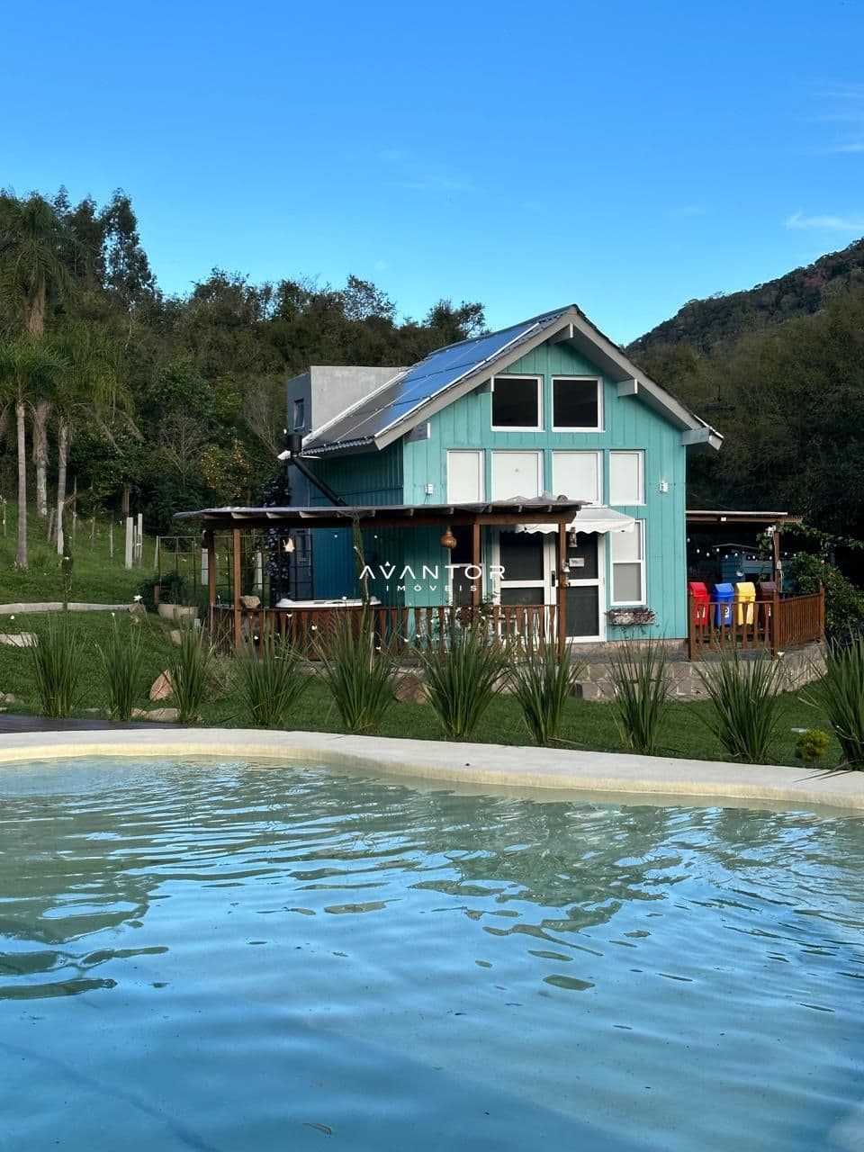 Fachada da casa com piscina — Chácara com 1 quarto à venda em Silveira Martins, Silveira Martins/RS