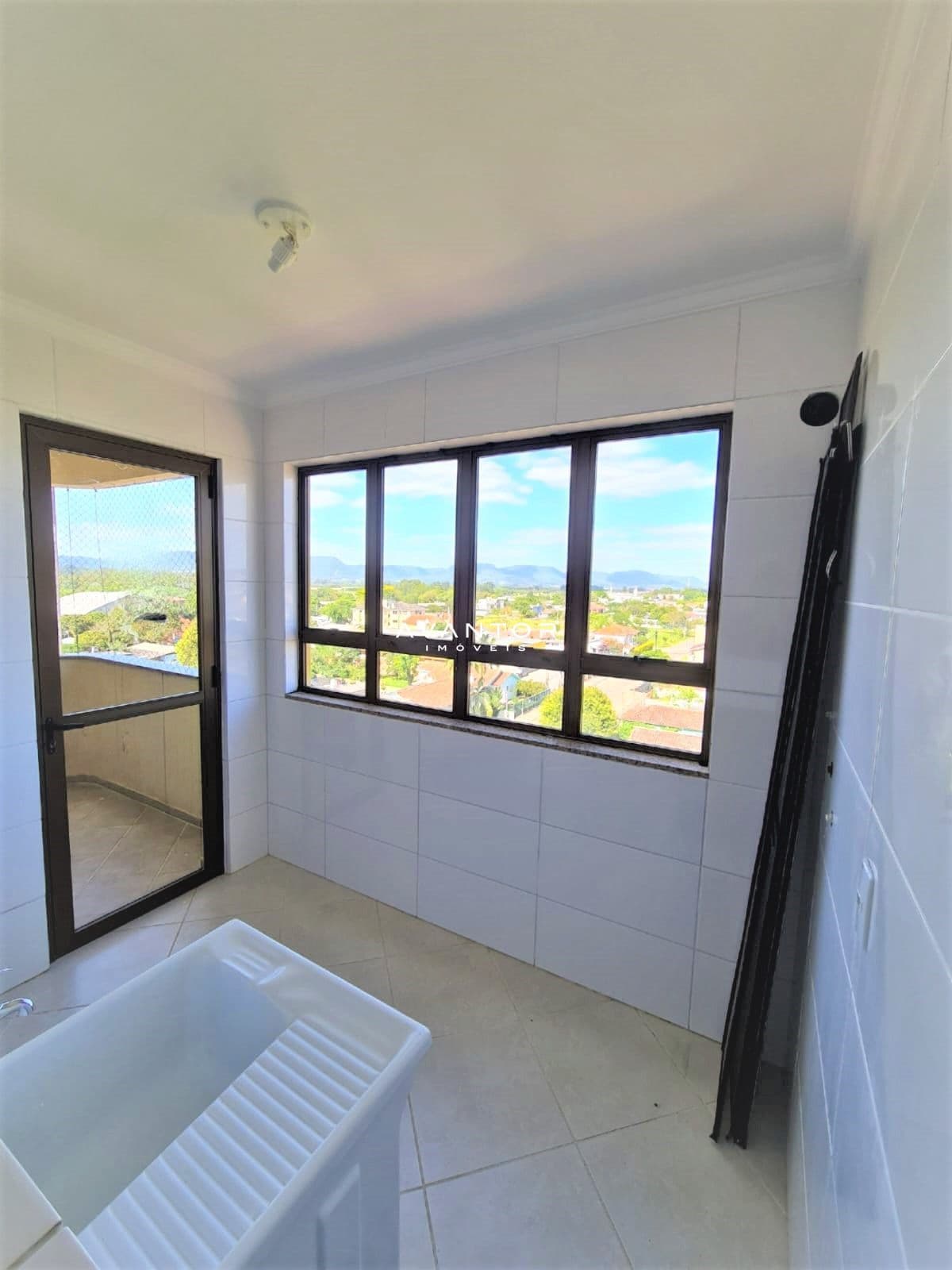 Apartamento com 3 quartos à venda no Residencial Athenas, em Camobi, Santa Maria/RS — foto 3 de 28