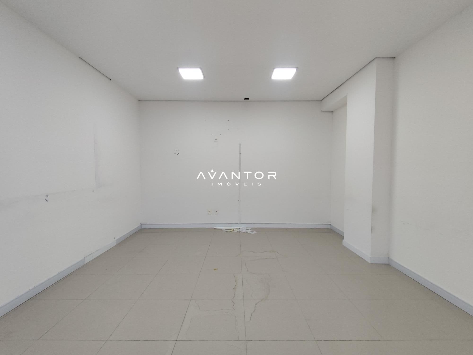 Loja com 1 sala para alugar no Residencial Solar Dr. Adames, em Centro, Santa Maria/RS — foto 6 de 21