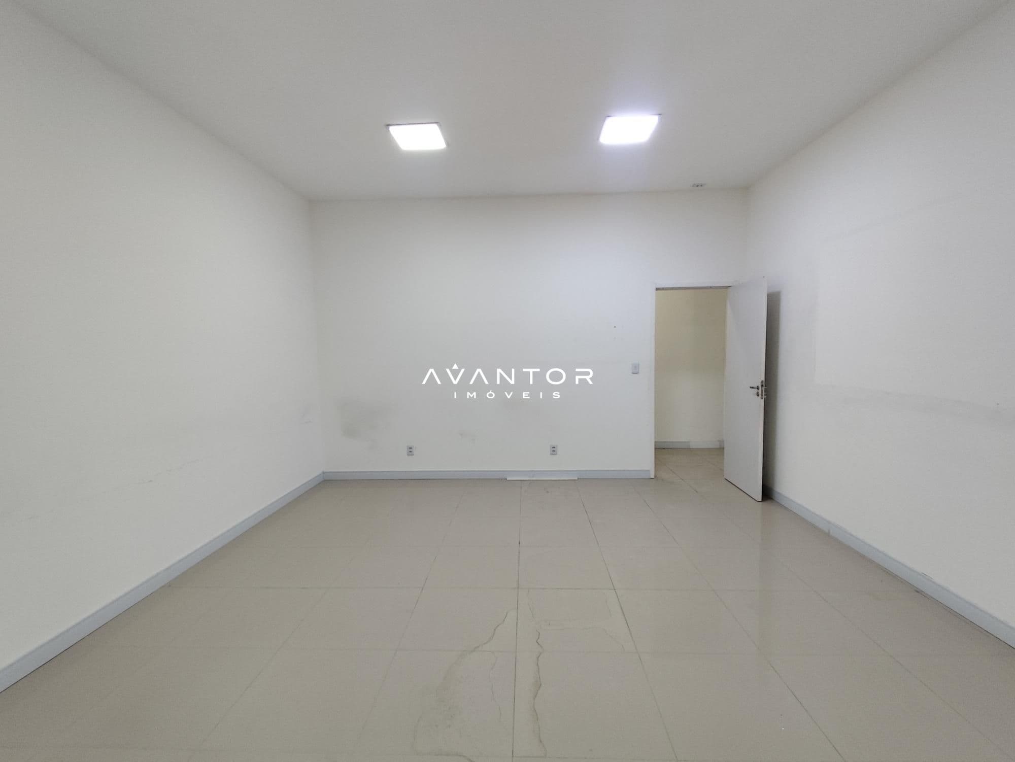 Loja com 1 sala para alugar no Residencial Solar Dr. Adames, em Centro, Santa Maria/RS — foto 7 de 21