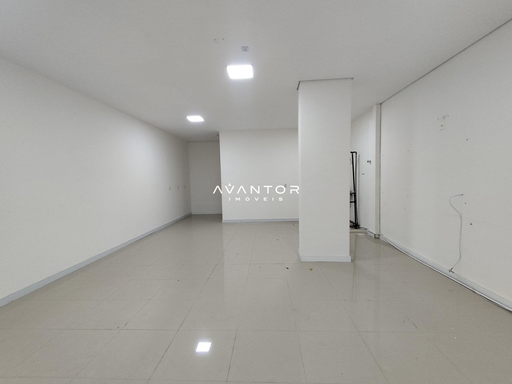 Loja com 1 sala para alugar no Residencial Solar Dr. Adames, em Centro, Santa Maria/RS — foto 14 de 21