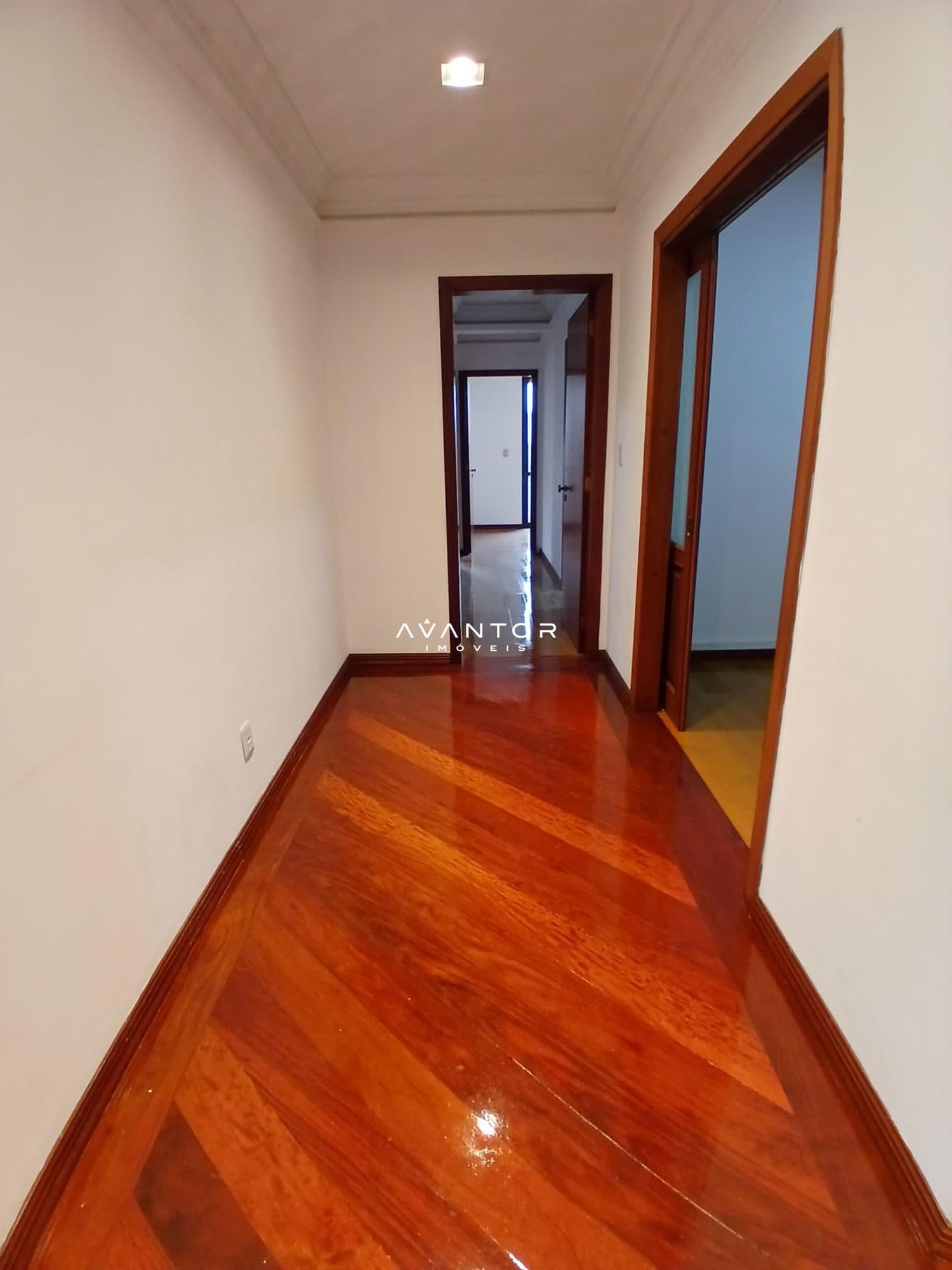 Apartamento com 3 quartos para alugar no Residencial Royal Palace, em Centro, Santa Maria/RS — foto 14 de 39