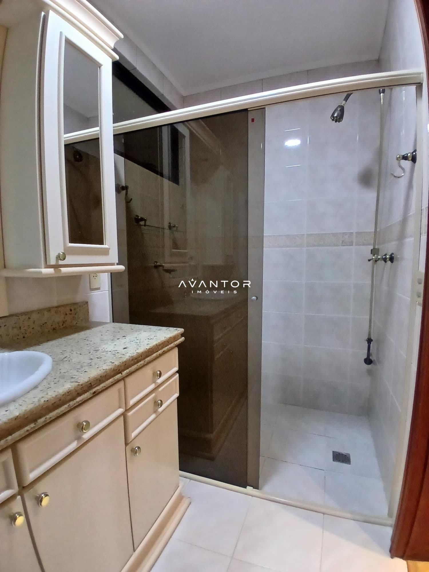 Apartamento com 3 quartos para alugar no Residencial Royal Palace, em Centro, Santa Maria/RS — foto 18 de 39