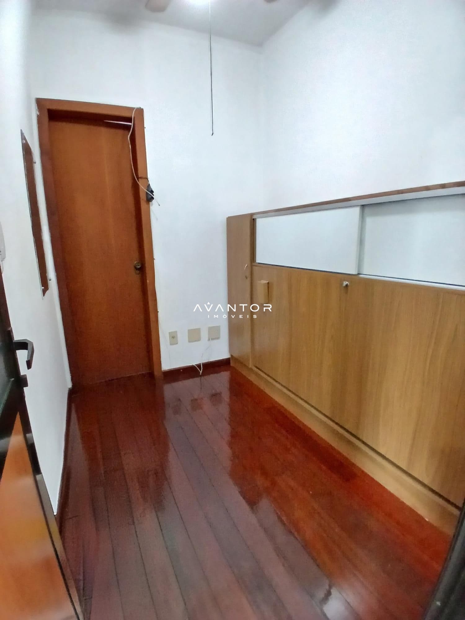 Apartamento com 3 quartos para alugar no Residencial Royal Palace, em Centro, Santa Maria/RS — foto 38 de 39