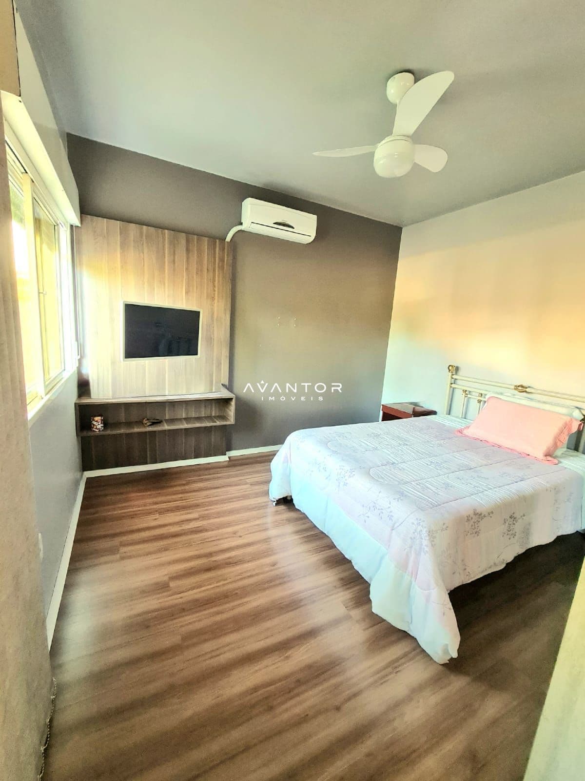 Casa com 4 quartos à venda em Tomazetti, Santa Maria/RS — foto 6 de 37