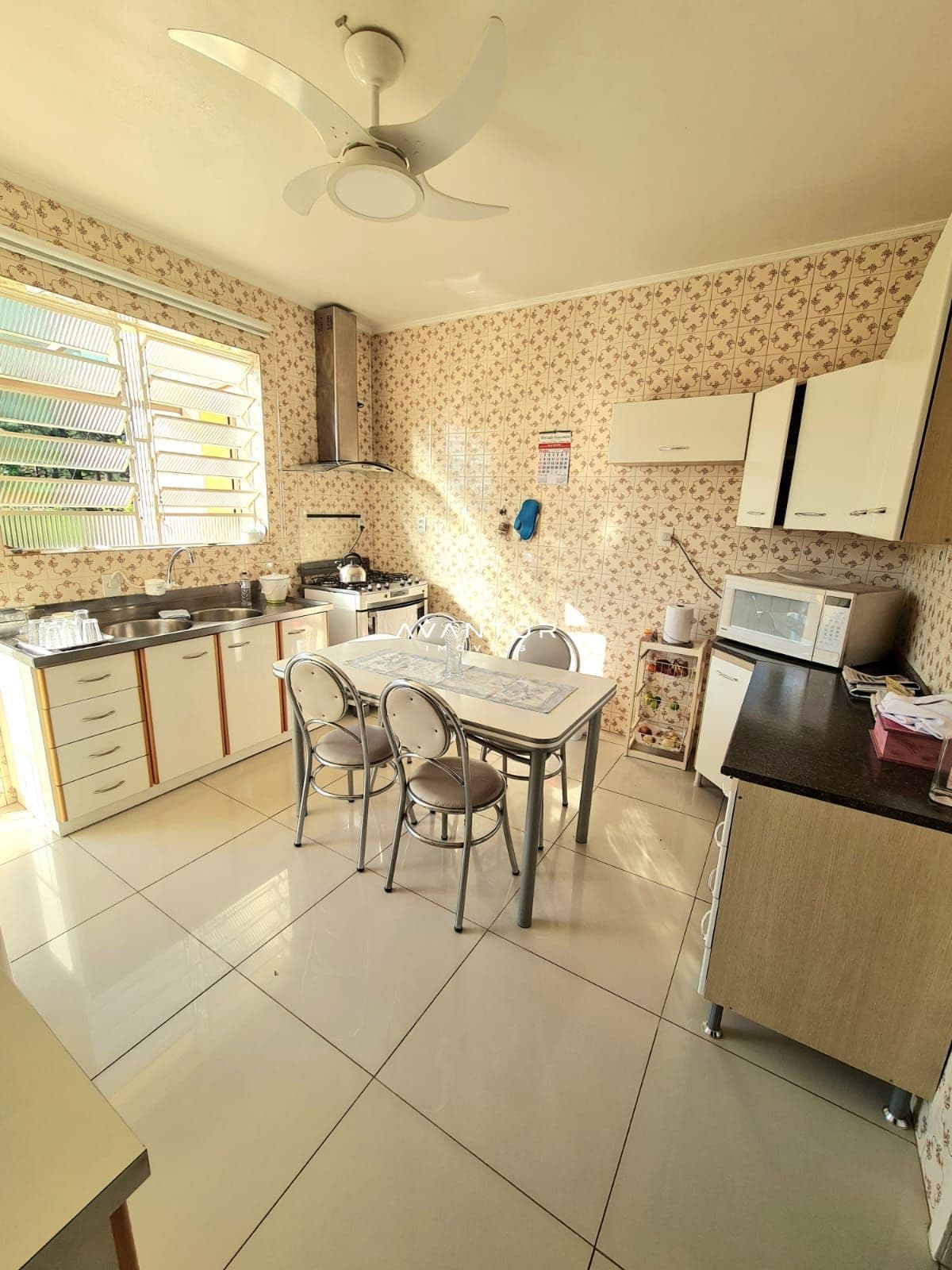 Casa com 4 quartos à venda em Tomazetti, Santa Maria/RS — foto 11 de 37