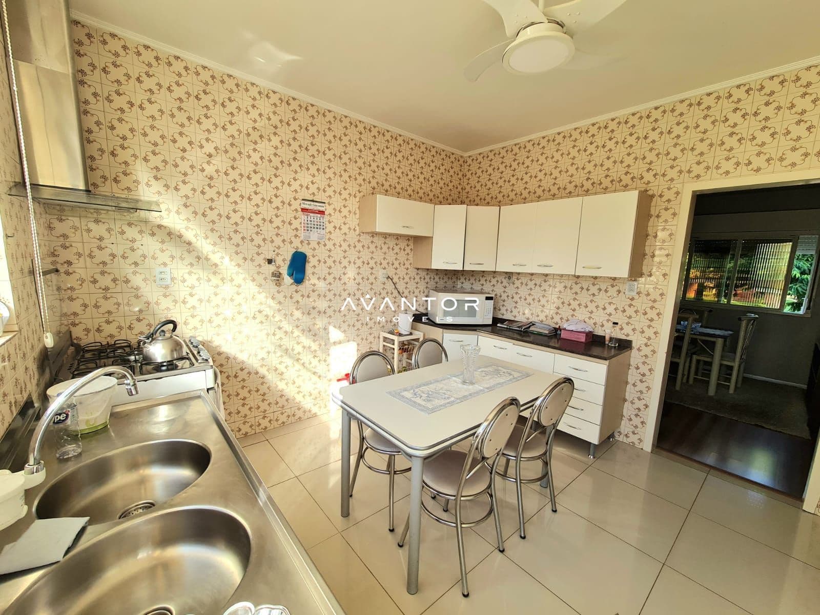 Casa com 4 quartos à venda em Tomazetti, Santa Maria/RS — foto 12 de 37