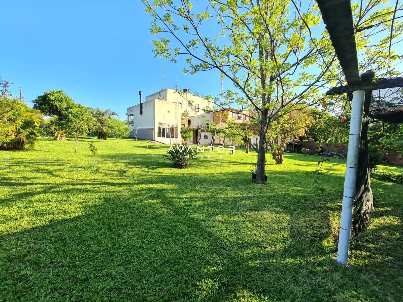 Casa com 4 quartos à venda em Tomazetti, Santa Maria/RS — foto 36 de 37