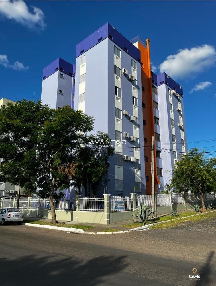 Fachada do prédio com áreas verdes — Apartamento com 3 quartos à venda no Residencial Piacenza, em Patronato, Santa Maria/RS