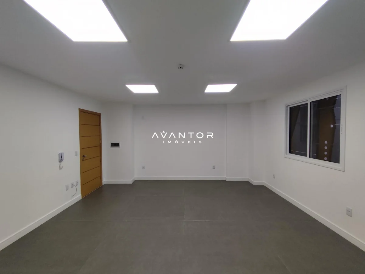 Sala Comercial com 1 sala à venda no Residencial Espírito Santo, em Centro, Santa Maria/RS