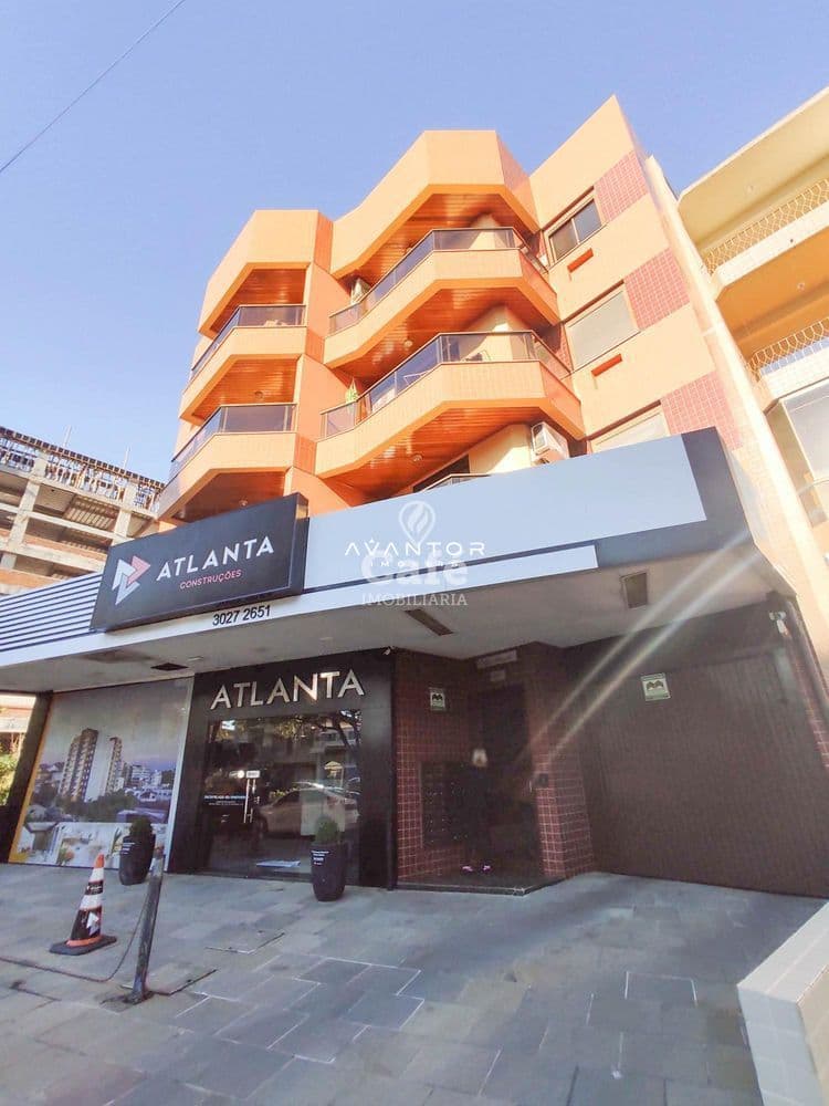 Fachada do prédio com sacadas — Apartamento com 2 quartos à venda em Nossa Senhora Medianeira, Santa Maria/RS