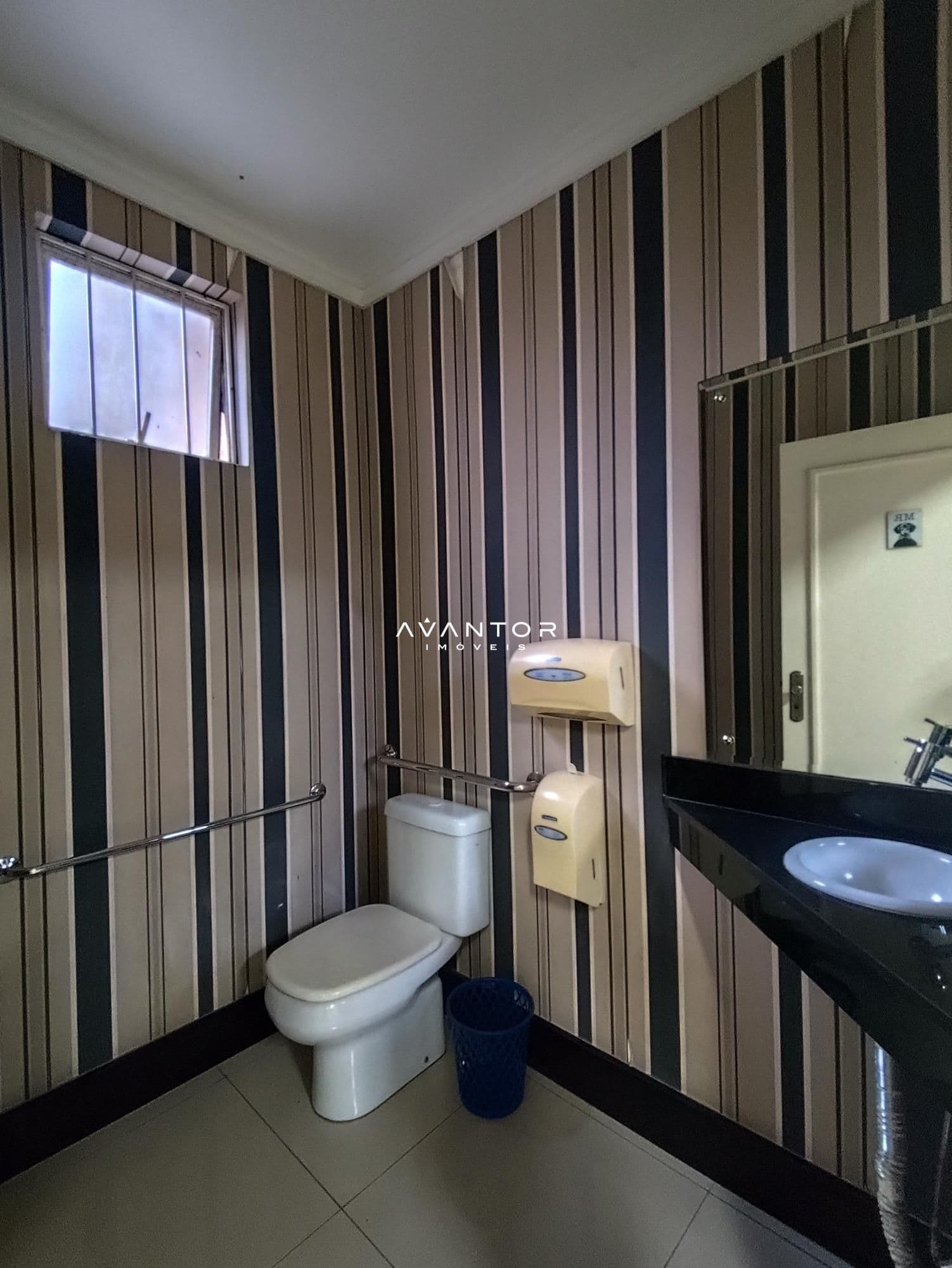 Loja com 3 salas à venda no Edifício Medianville, em Nossa Senhora Medianeira, Santa Maria/RS — foto 7 de 13