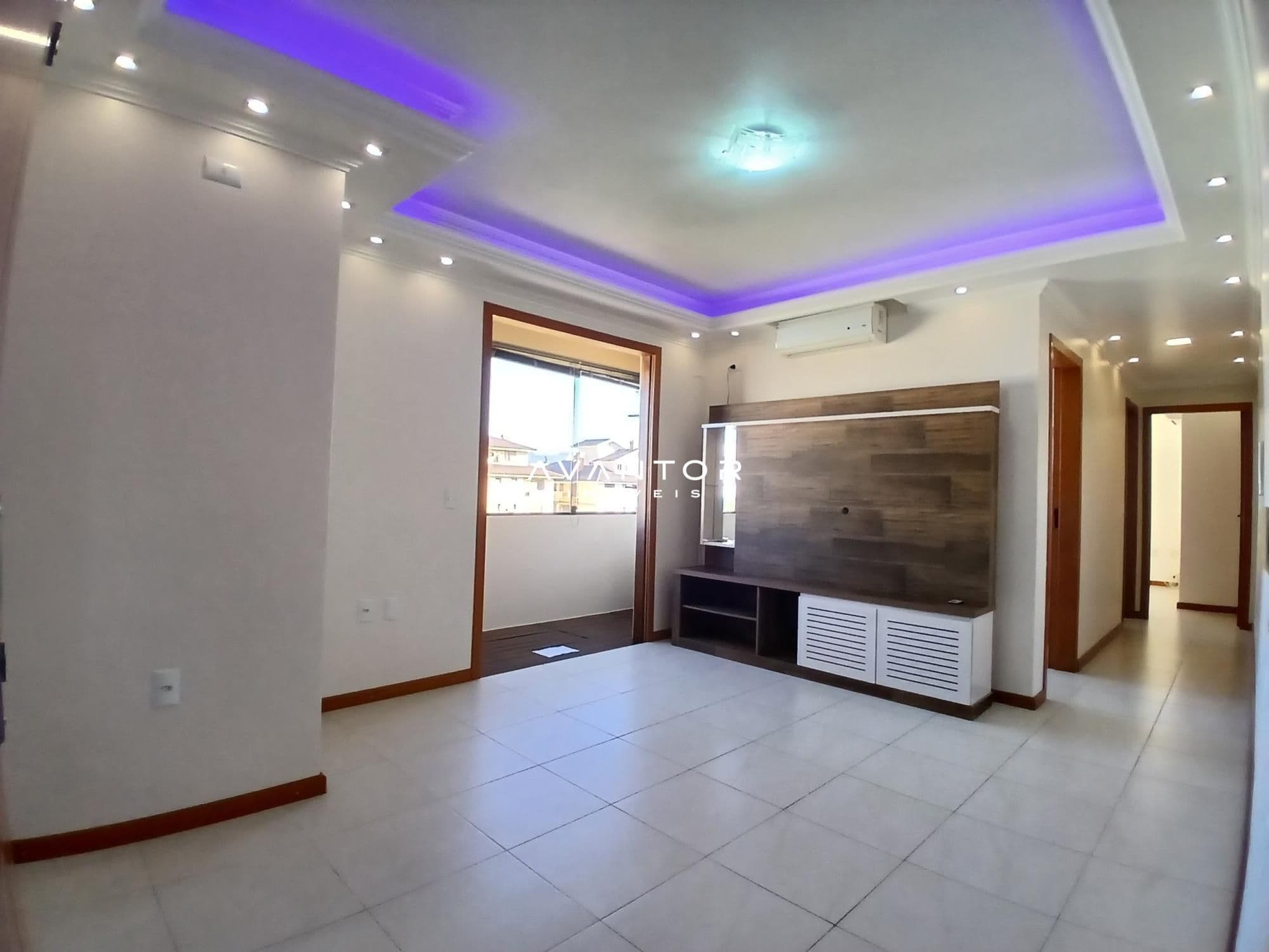 Apartamento com 2 quartos para alugar no Residencial Malvina, em Camobi, Santa Maria/RS — foto 2 de 25