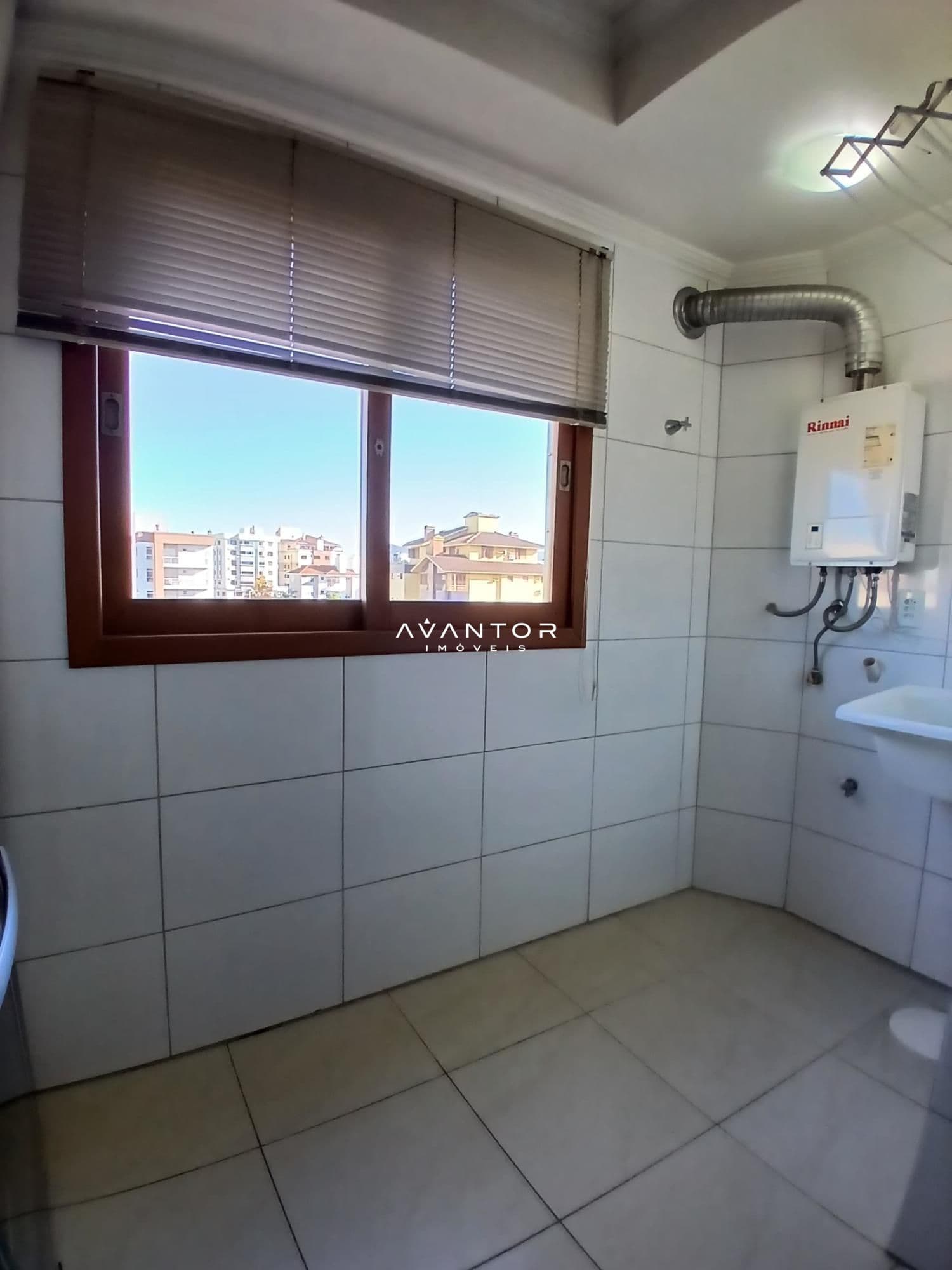 Apartamento com 2 quartos para alugar no Residencial Malvina, em Camobi, Santa Maria/RS — foto 24 de 25