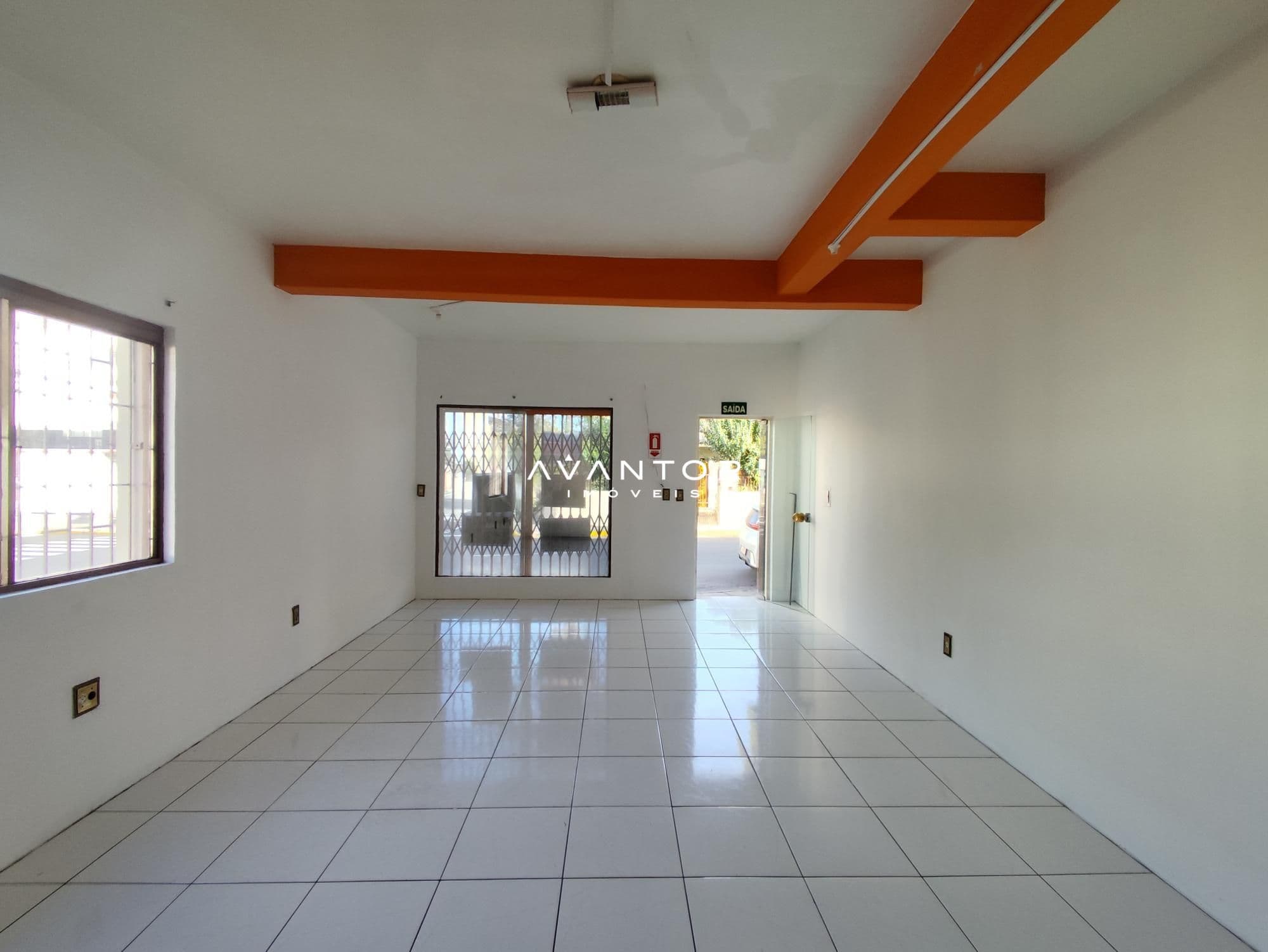 Loja com 1 sala para alugar em Nossa Senhora de Fátima, Santa Maria/RS — foto 3 de 4