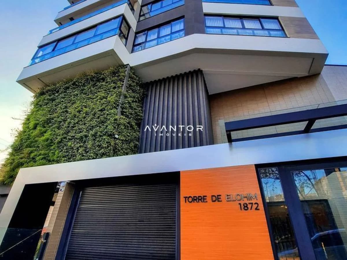 Fachada do prédio com jardim vertical — Apartamento com 2 quartos à venda no Torre de Elohim, em Centro, Santa Maria/RS