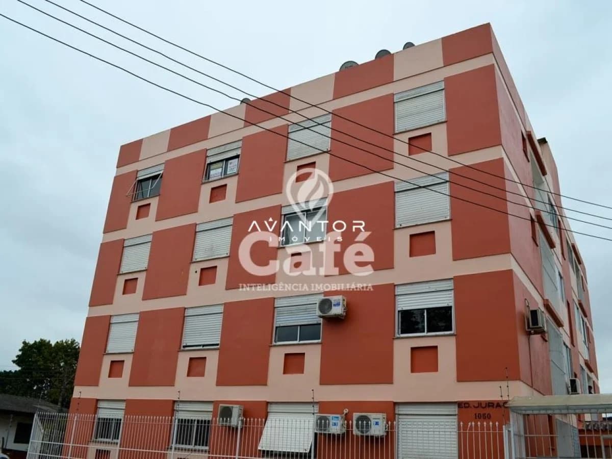 Fachada do prédio com acabamento em dois tons — Apartamento com 2 quartos à venda em Patronato, Santa Maria/RS