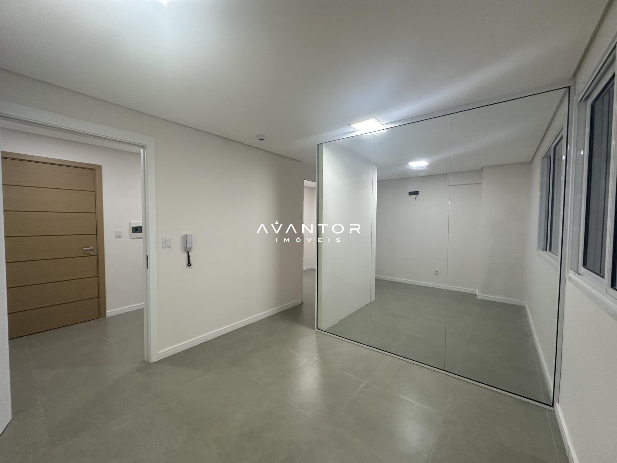 Sala Comercial com 1 sala para alugar no Residencial Espírito Santo, em Centro, Santa Maria/RS — foto 7 de 9