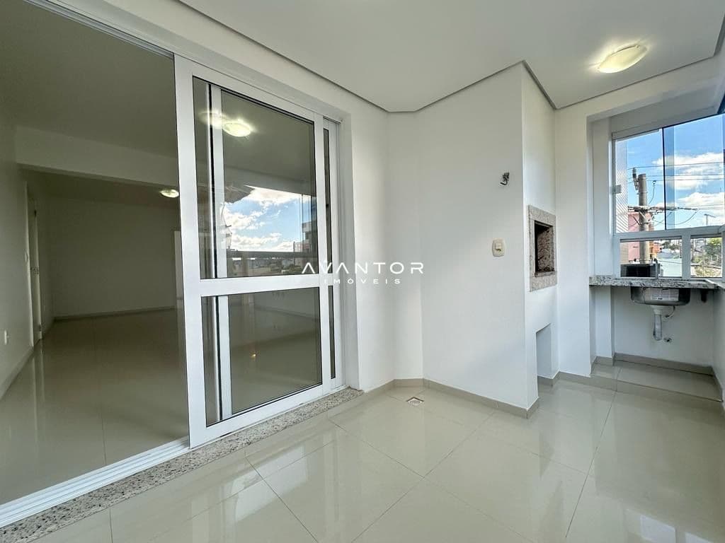 Apartamento com 3 quartos para alugar no Residencial Padova, em Menino Jesus, Santa Maria/RS — foto 3 de 12
