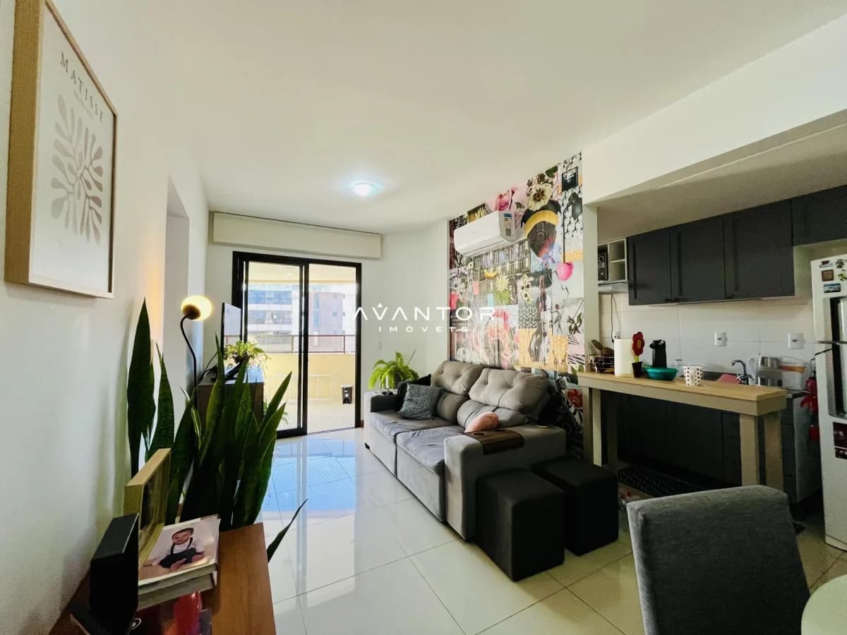 Sala de estar integrada à cozinha — Apartamento com 2 quartos à venda no Residencial Le Parc, em Centro, Santa Maria/RS