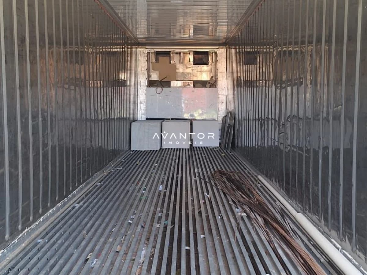 Pavilhão com 1 sala para alugar em Camobi, Santa Maria/RS