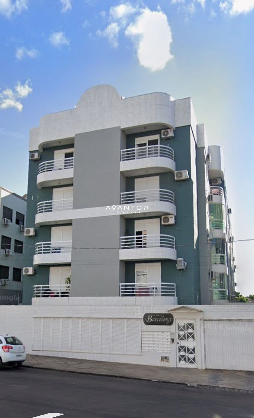 Fachada do prédio com sacadas — Apartamento com 2 quartos para alugar em Nossa Senhora do Rosário, Santa Maria/RS