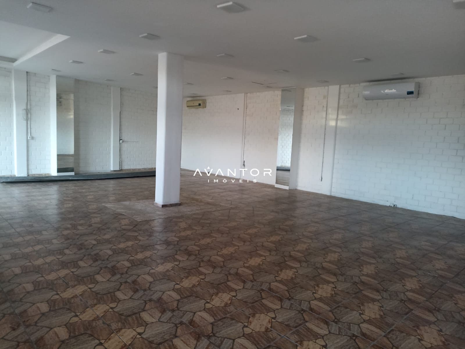 Sala Comercial com 1 sala para alugar em São José, Santa Maria/RS — foto 4 de 6