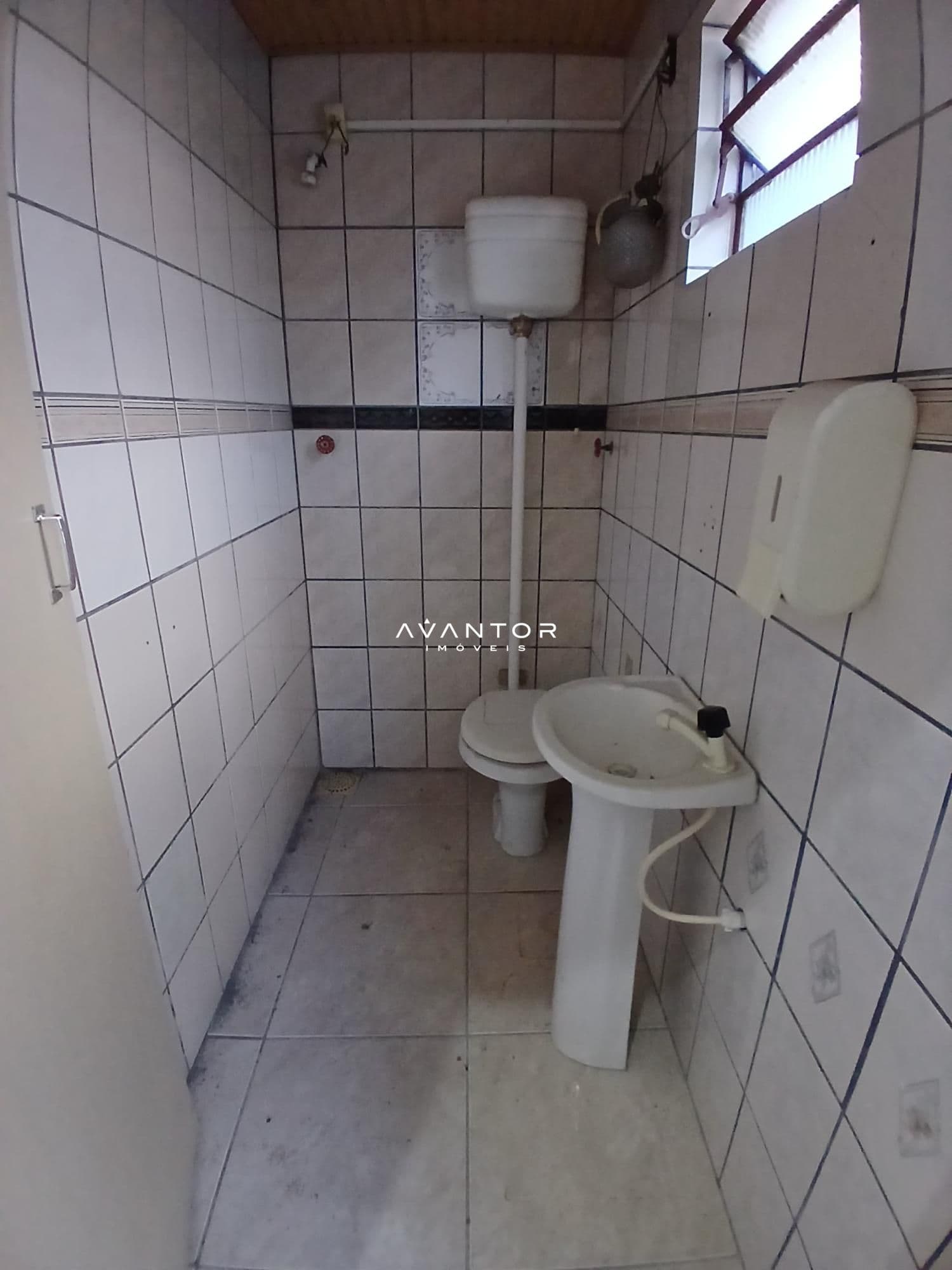 Loja com 1 sala para alugar em Duque de Caxias, Santa Maria/RS — foto 13 de 13
