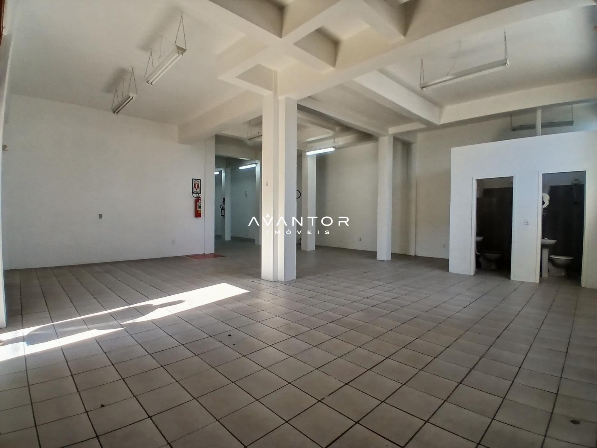 Pavilhão com 1 sala para alugar em Duque de Caxias, Santa Maria/RS — foto 6 de 18