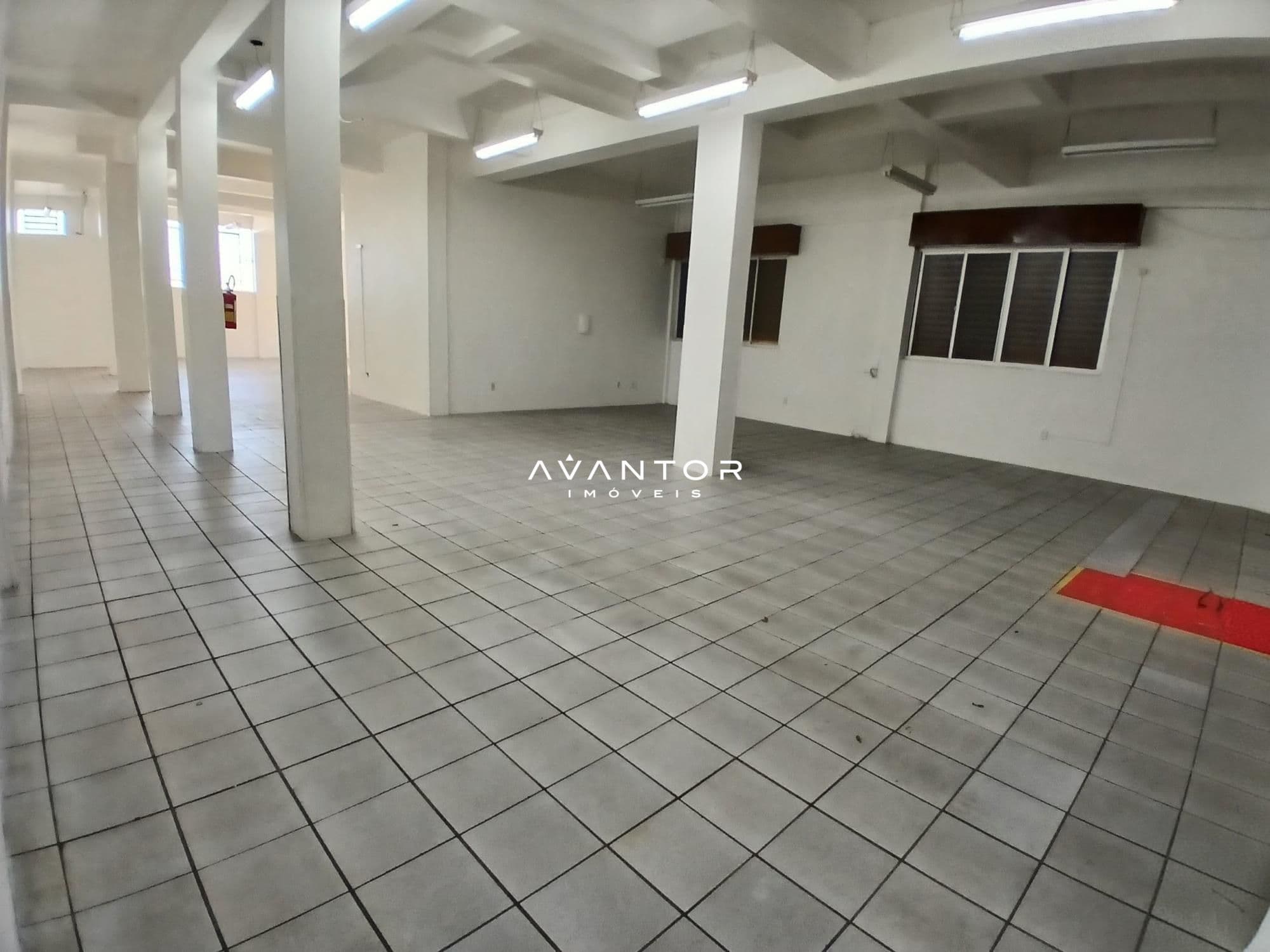 Pavilhão com 1 sala para alugar em Duque de Caxias, Santa Maria/RS — foto 14 de 18