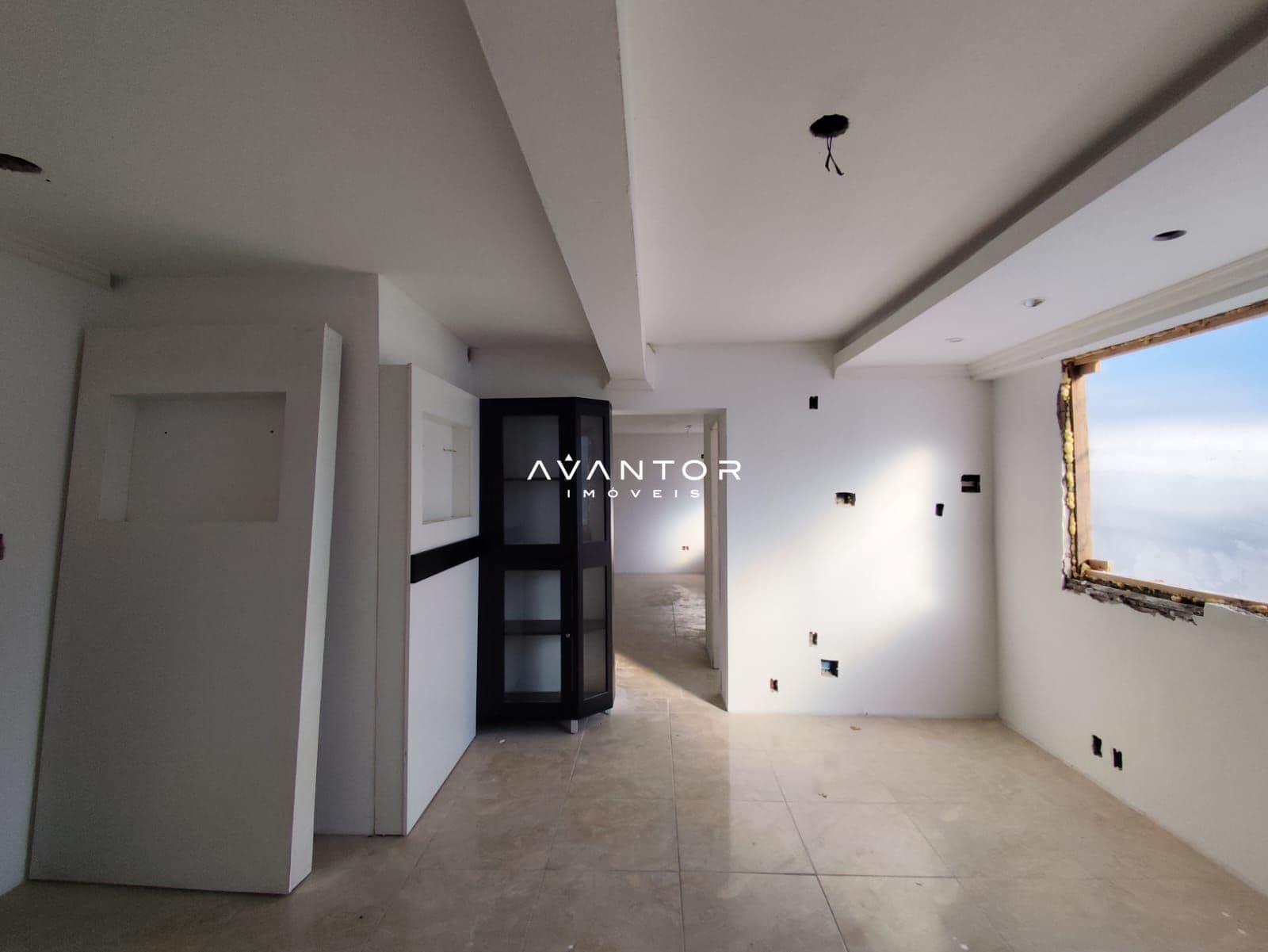 Sala Comercial com 3 salas para alugar em Centro, Santa Maria/RS — foto 4 de 7