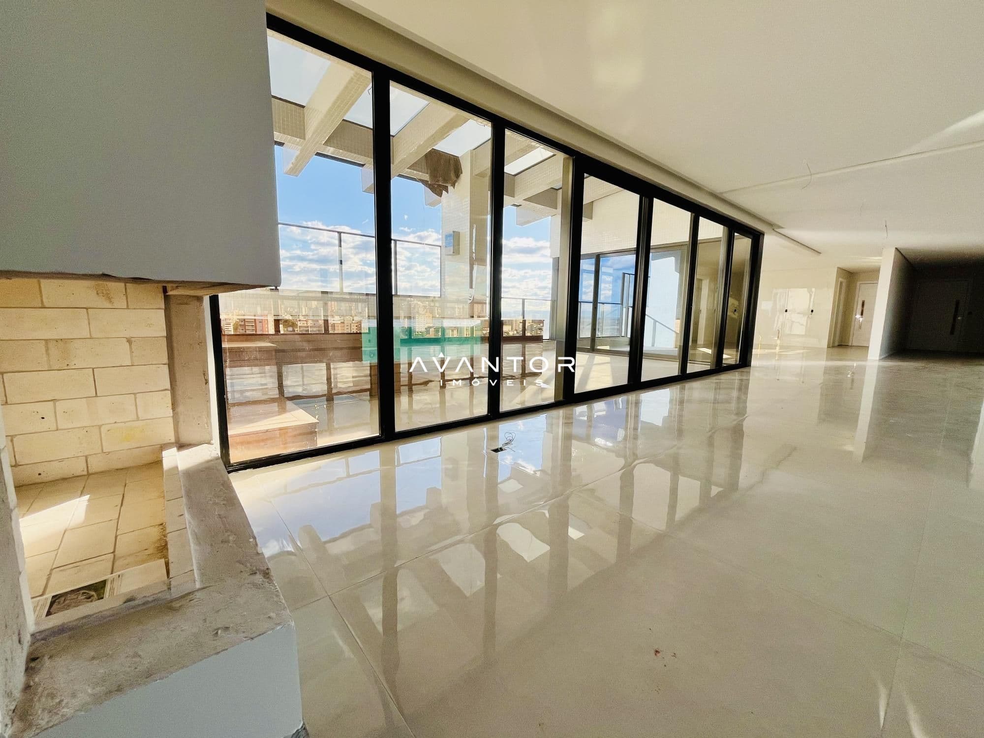 Cobertura com 5 quartos à venda no Palace Louvre Residencial, em Nossa Senhora Medianeira, Santa Maria/RS — foto 7 de 45