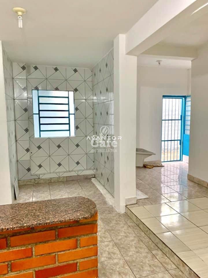 Excelente casa para compra — Casa com 2 quartos à venda em Chácara das Flores, Santa Maria/RS