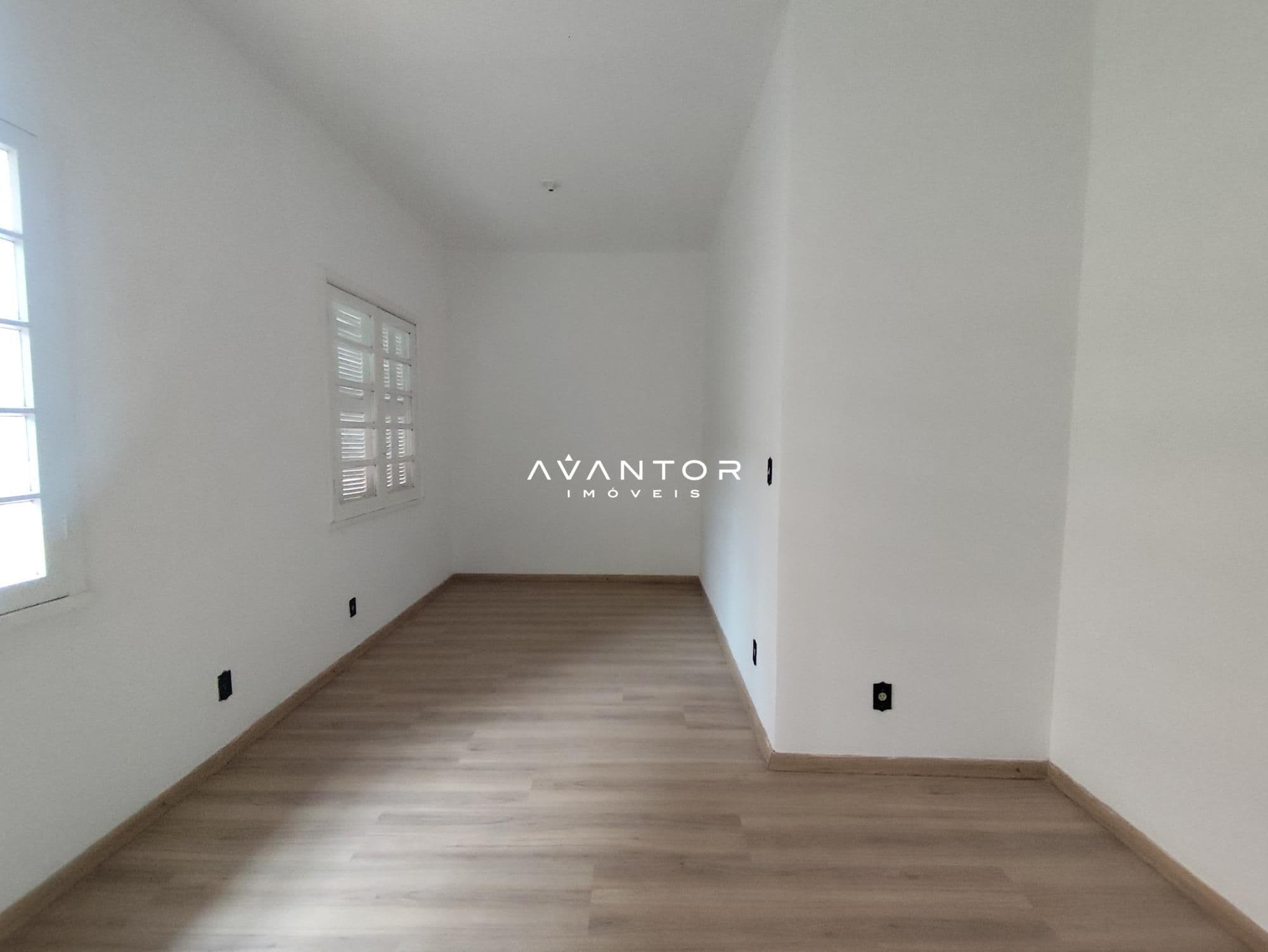 Casa Comercial com 16 salas para alugar em Camobi, Santa Maria/RS — foto 13 de 38