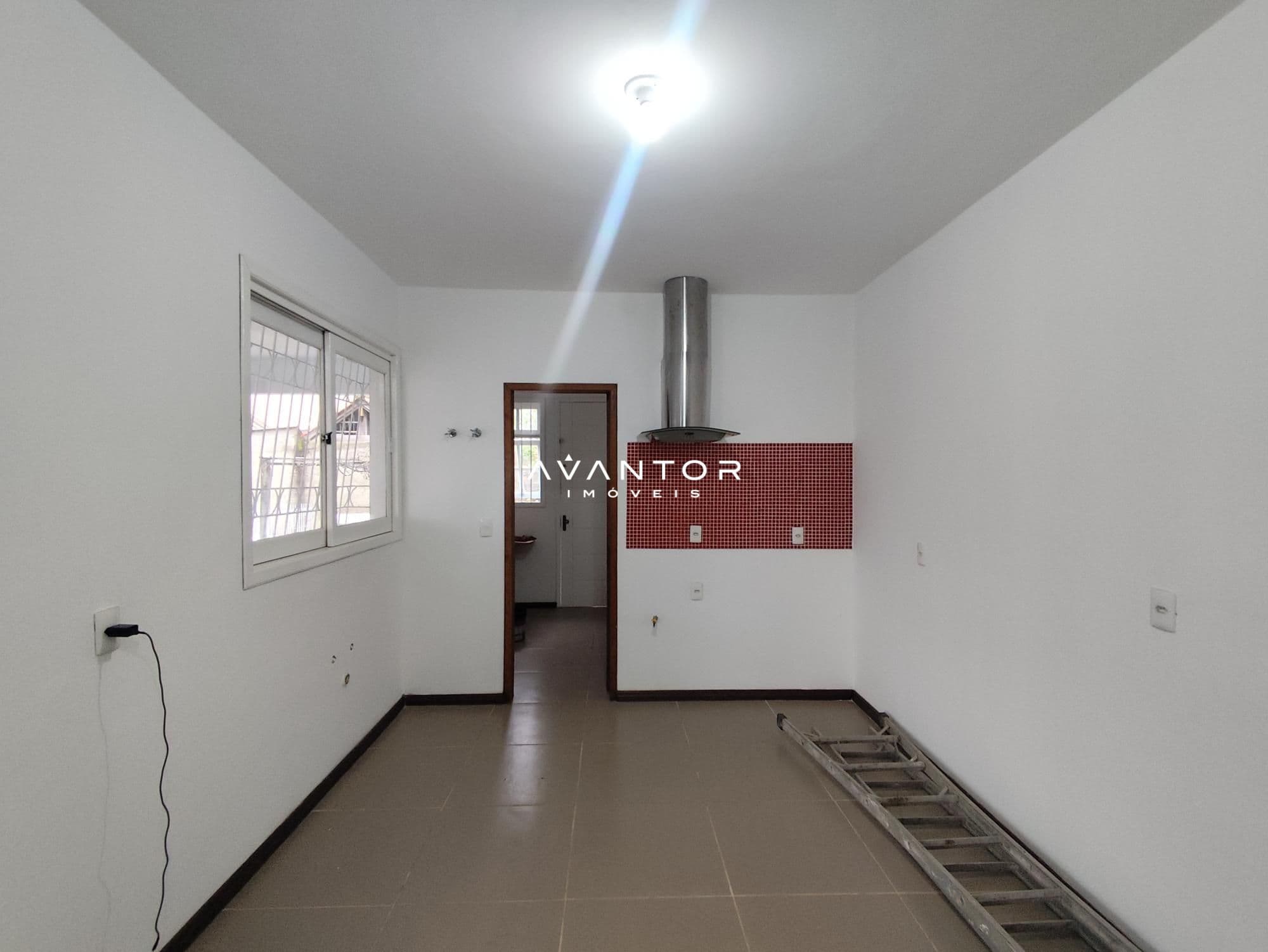 Casa Comercial com 16 salas para alugar em Camobi, Santa Maria/RS — foto 24 de 38