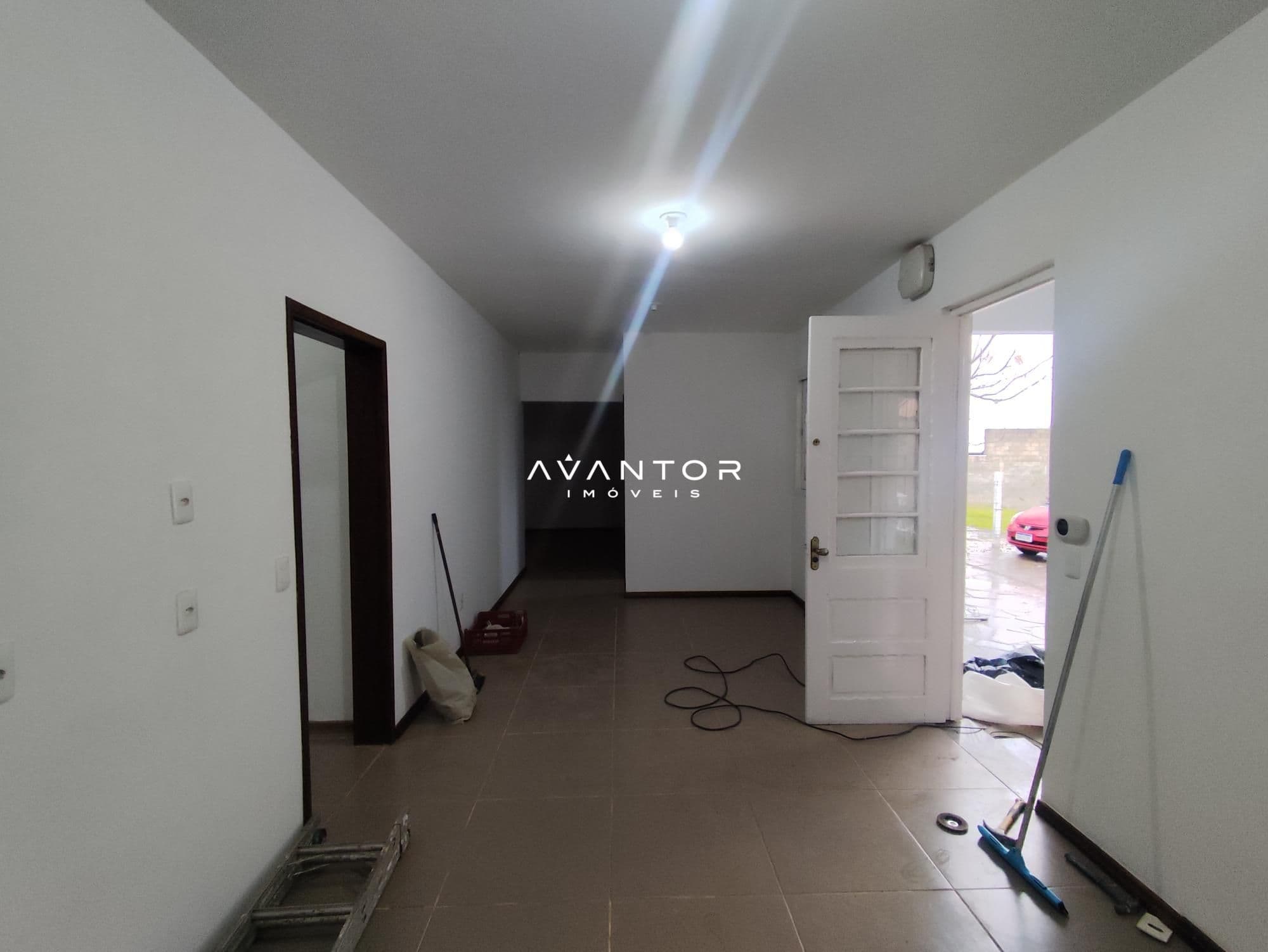Casa Comercial com 16 salas para alugar em Camobi, Santa Maria/RS — foto 26 de 38
