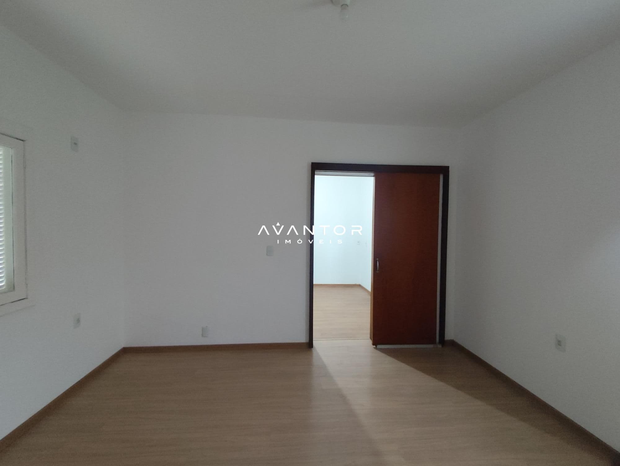 Casa Comercial com 16 salas para alugar em Camobi, Santa Maria/RS — foto 36 de 38