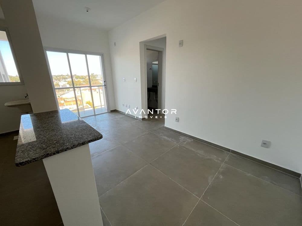Apartamento com 2 quartos para alugar no Residencial Vô Nelci, em Camobi, Santa Maria/RS — foto 2 de 8